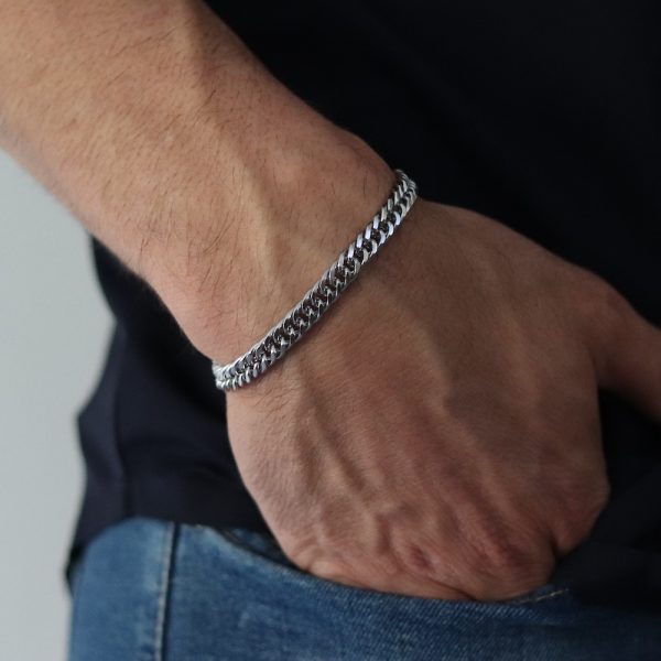 צמיד גורמט לגבר בגודל בינוני