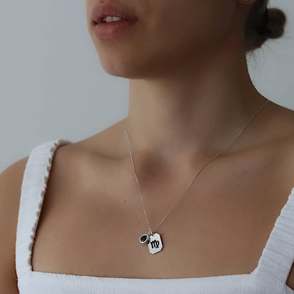 שרשרת מזל בתולה עם אבן שחורה