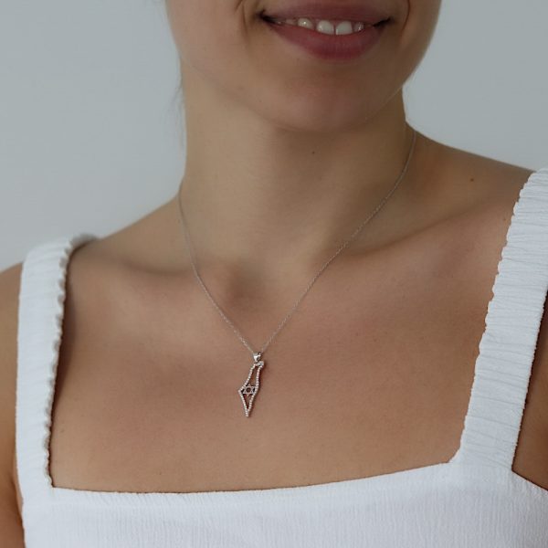 שרשרת ארץ ישראל משובצת