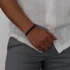 צמיד עור שחור לגבר