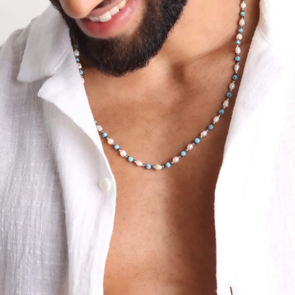 שרשרת חרוזי טורקיז לגבר