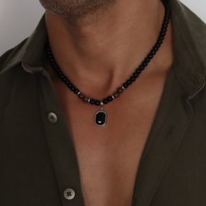 שרשרת חרוזים תליון מלבן כסף שחור