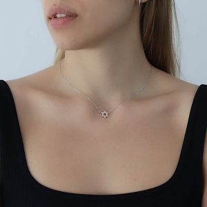 שרשרת עם תליון מגן דוד עדין משובץ אבנים עשוי מכסף