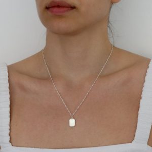 שרשרת מלבן לאישה לחריטה
